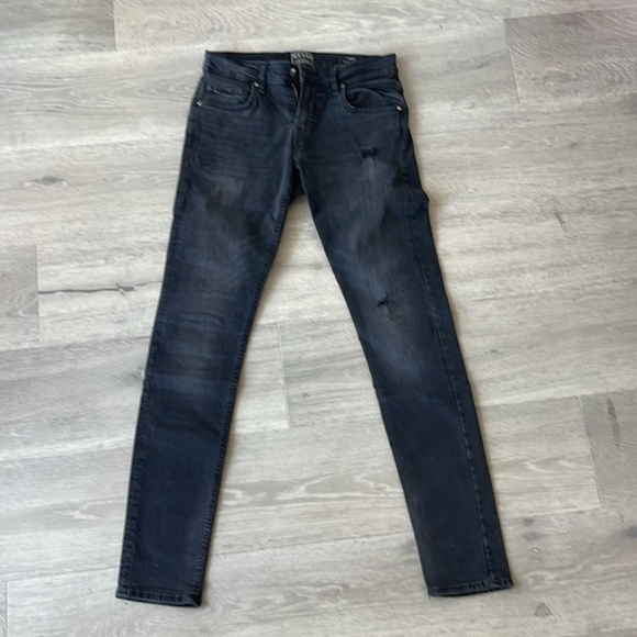 Guess - Men’s - Skinny jeans 30” waist - Picture 4 of 9